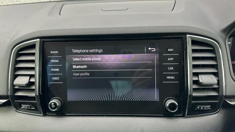 Used Skoda Karoq 2020 for sale - 76184374: Photo 32