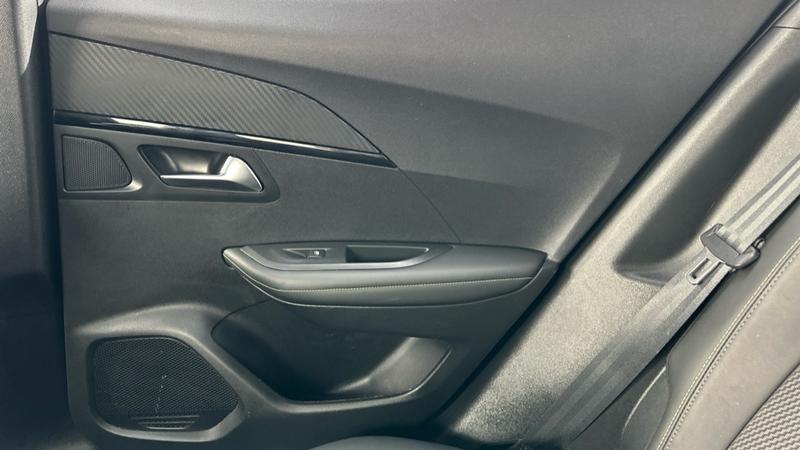 Used Peugeot 2008 2023 for sale - 78166177: Photo 68