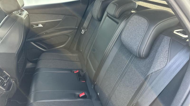 Used Peugeot 3008 2019 for sale - 76797120: Photo 14