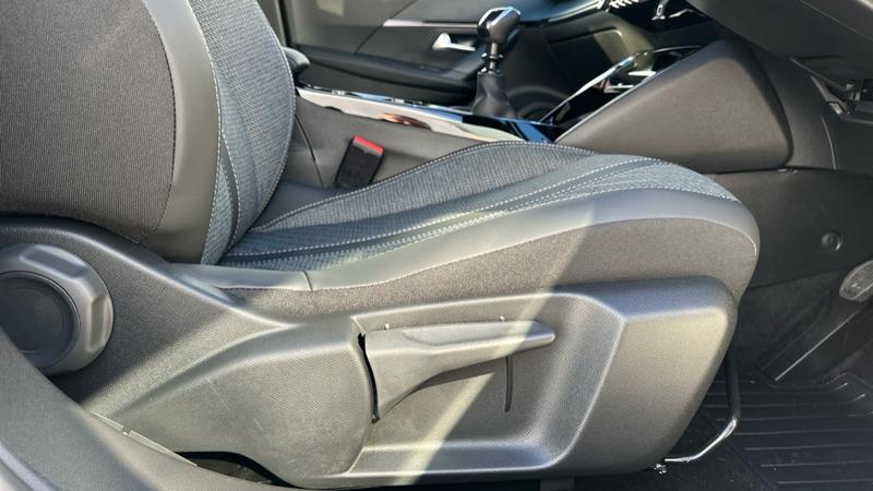 Used Peugeot 2008 2025 for sale - 77117360: Photo 61