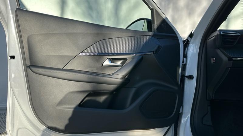 Used Peugeot 2008 2025 for sale - 77117360: Photo 72