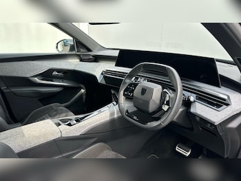 Used Peugeot 5008 2024 for sale - 79102411: Photo