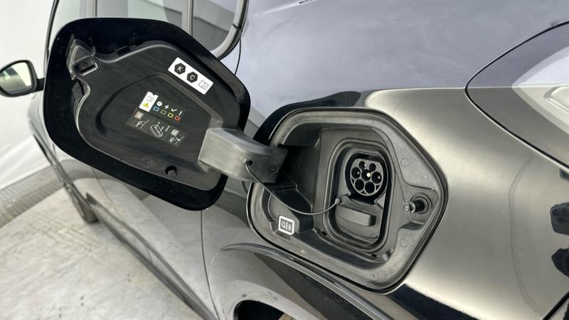 Used Peugeot E-208 2021 for sale - 77647461: Photo 24