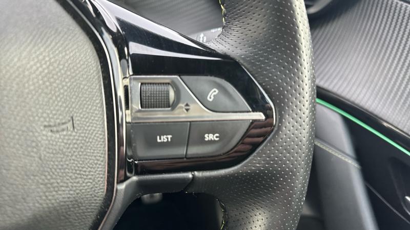 Used Peugeot E-208 2021 for sale - 77647461: Photo 25