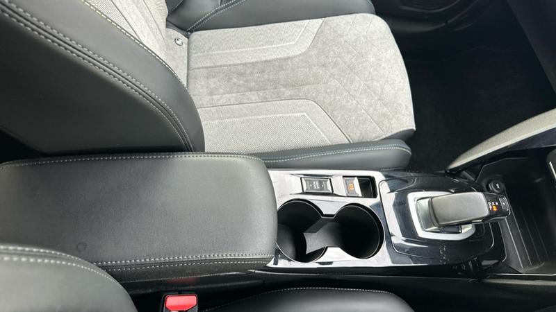 Used Peugeot E-208 2021 for sale - 77647461: Photo 32