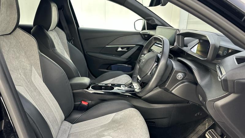 Used Peugeot E-208 2021 for sale - 77647461: Photo 64