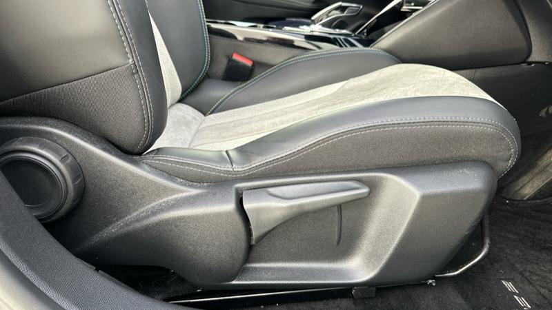 Used Peugeot E-208 2021 for sale - 77647461: Photo 67