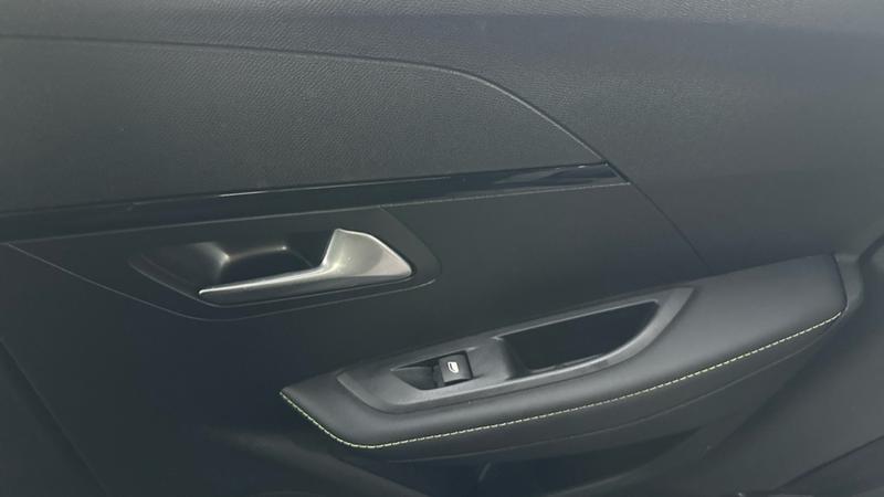 Used Peugeot E-208 2021 for sale - 77647461: Photo 72