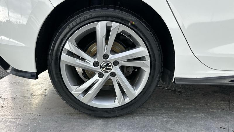 Used Volkswagen Golf 2023 for sale - 76322371: Photo 19