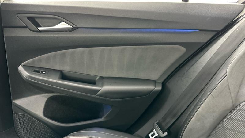 Used Volkswagen Golf 2023 for sale - 76322371: Photo 71