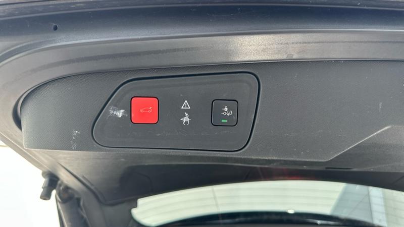Vehicle 44