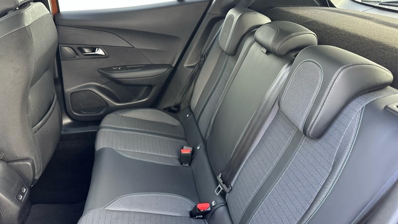 Used Peugeot 2008 2022 for sale - 76557466: Photo 14