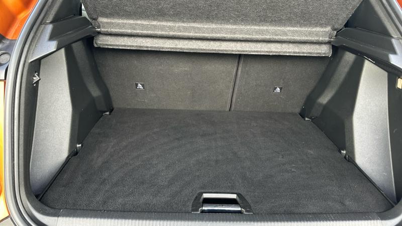 Used Peugeot 2008 2022 for sale - 76557466: Photo 15