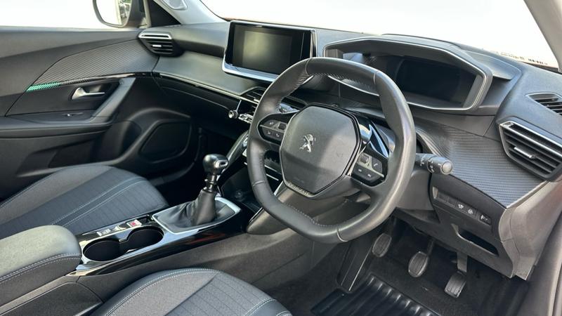 Used Peugeot 2008 2022 for sale - 76557466: Photo 2