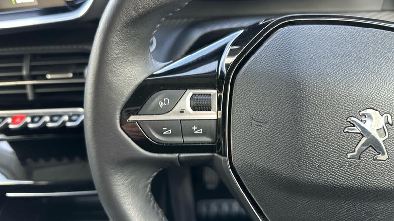 Used Peugeot 2008 2022 for sale - 76557466: Photo 23