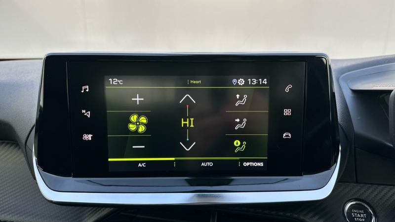 Used Peugeot 2008 2022 for sale - 76557466: Photo 32