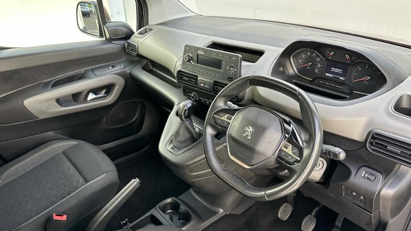 Used Peugeot Rifter 2020 for sale - 77176192: Photo 2