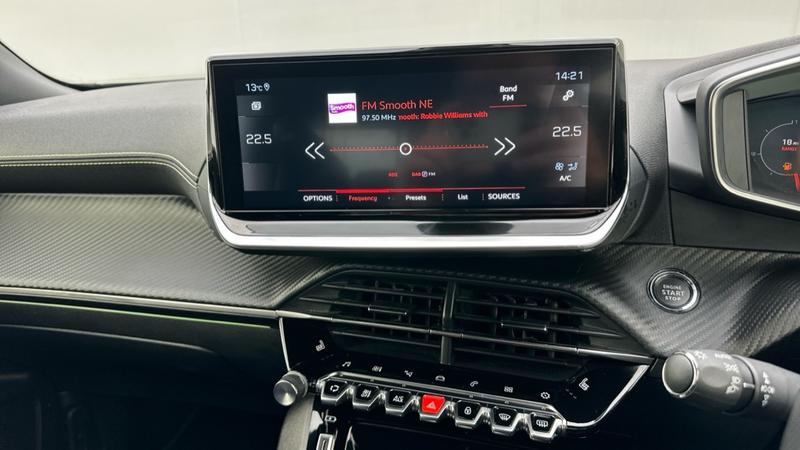 Used Peugeot 2008 2022 for sale - 76184413: Photo 12