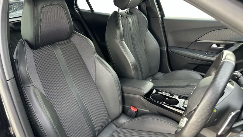 Used Peugeot 2008 2022 for sale - 76184413: Photo 50