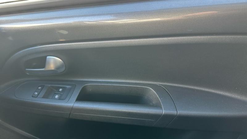 Used Volkswagen up! 2023 for sale - 76640967: Photo 26