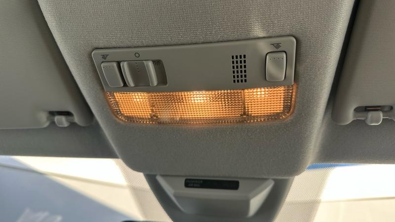 Used Volkswagen up! 2023 for sale - 76640967: Photo 33