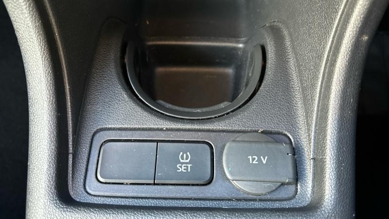 Used Volkswagen up! 2023 for sale - 76640967: Photo 35