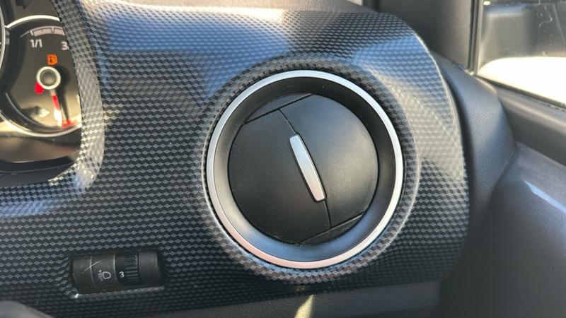 Used Volkswagen up! 2023 for sale - 76640967: Photo 42