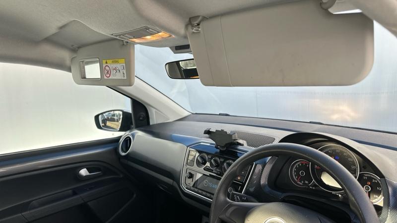Used Volkswagen up! 2023 for sale - 76640967: Photo 45