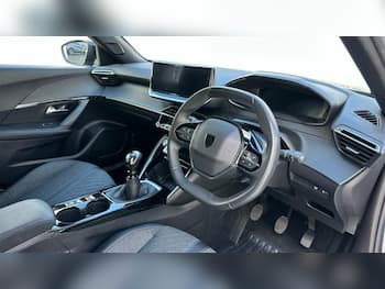 Used Peugeot 2008 2025 for sale - 79768139: Photo