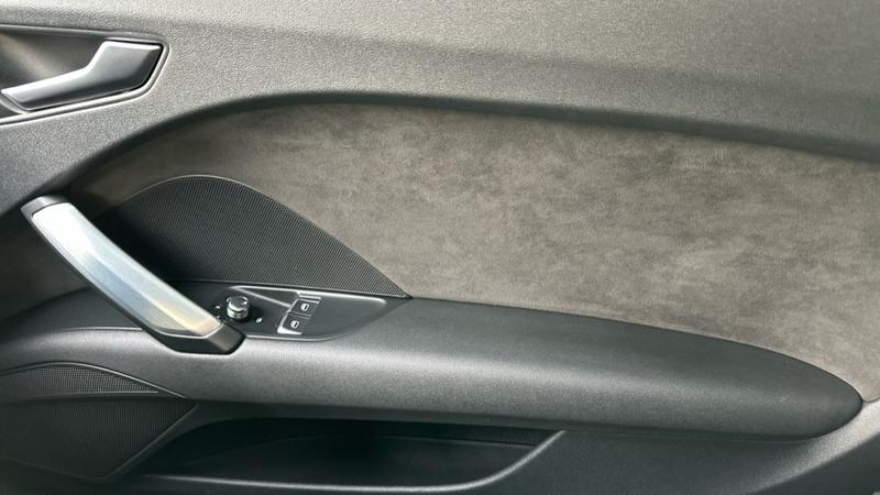 Used Audi TT 2018 for sale - 77890438: Photo 34