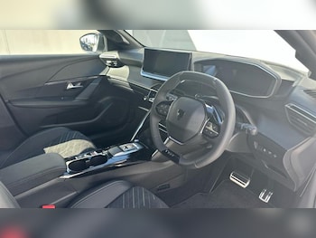 Used Peugeot E-208 2026 for sale - 79607042: Photo
