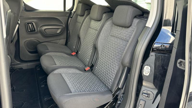 Used Peugeot Rifter 2025 for sale - 78064100: Photo 16
