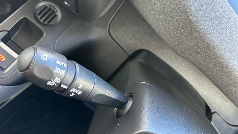 Used Peugeot Rifter 2025 for sale - 78064100: Photo 30