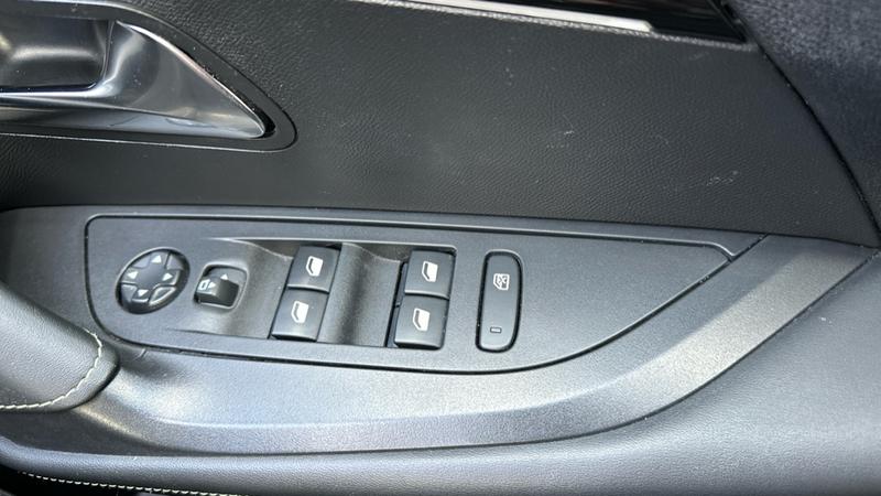 Used Peugeot 2008 2024 for sale - 77918664: Photo 54