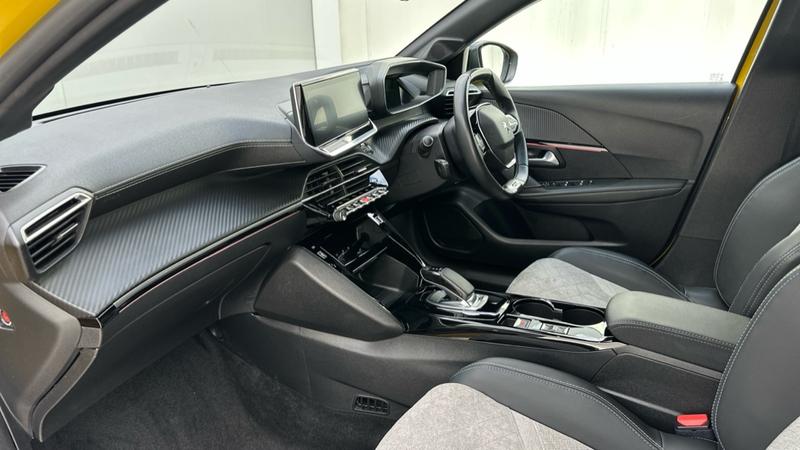 Used Peugeot E-208 2021 for sale - 76222584: Photo 11