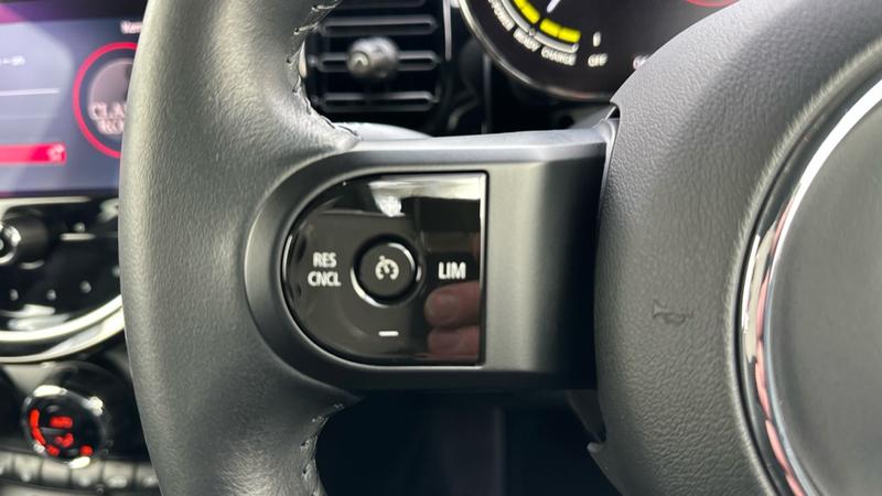 Used MINI Electric Hatch 2023 for sale - 76931317: Photo 23