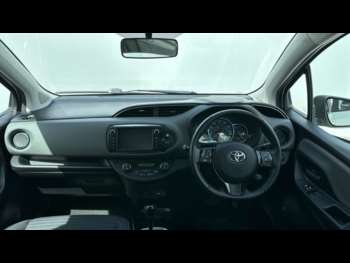 Used Toyota Yaris 2016 for sale - 74474400: Photo