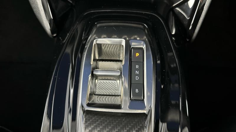 Used Peugeot E-2008 2022 for sale - 77296742: Photo 36