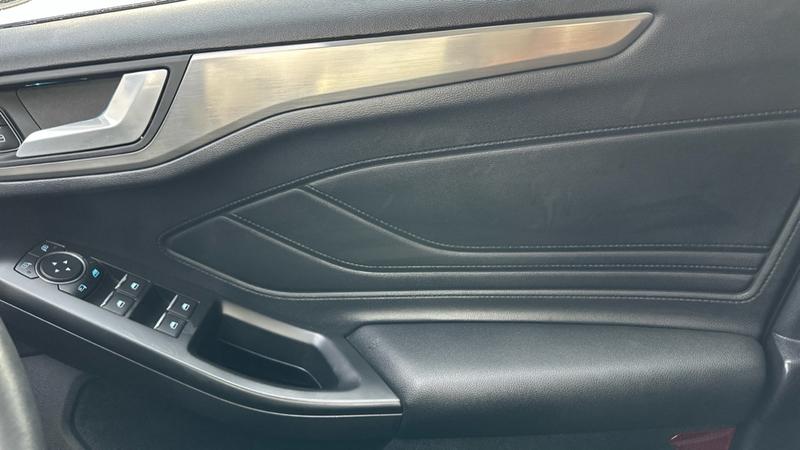 Used Ford Focus 2020 for sale - 76192599: Photo 30