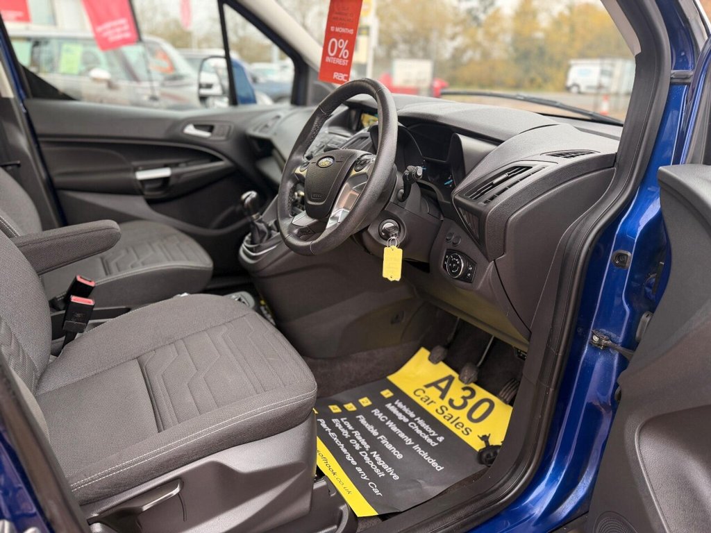 Used Ford Tourneo Connect 2015 for sale - 76883680: Photo 19
