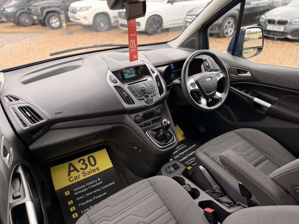 Used Ford Tourneo Connect 2015 for sale - 76883680: Photo 31