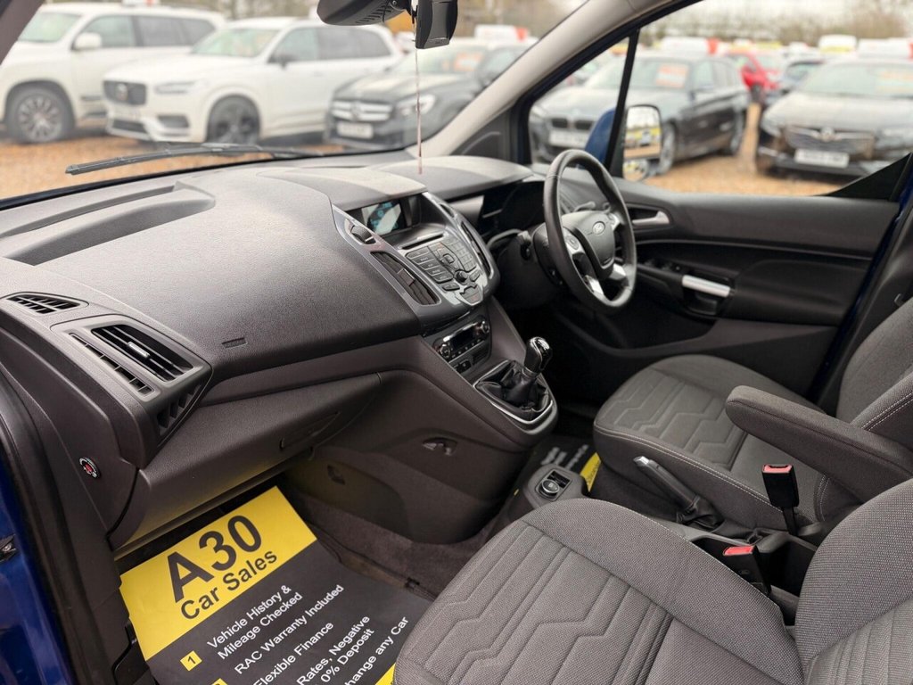 Used Ford Tourneo Connect 2015 for sale - 76883680: Photo 34