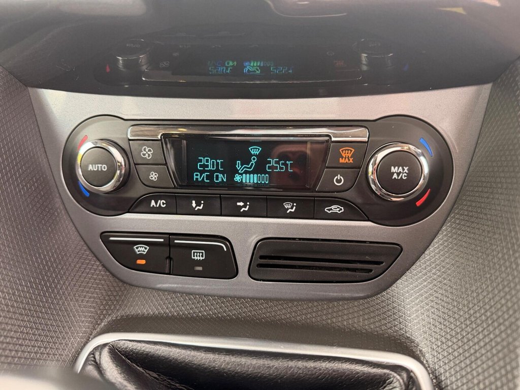 Used Ford Tourneo Connect 2015 for sale - 76883680: Photo 42