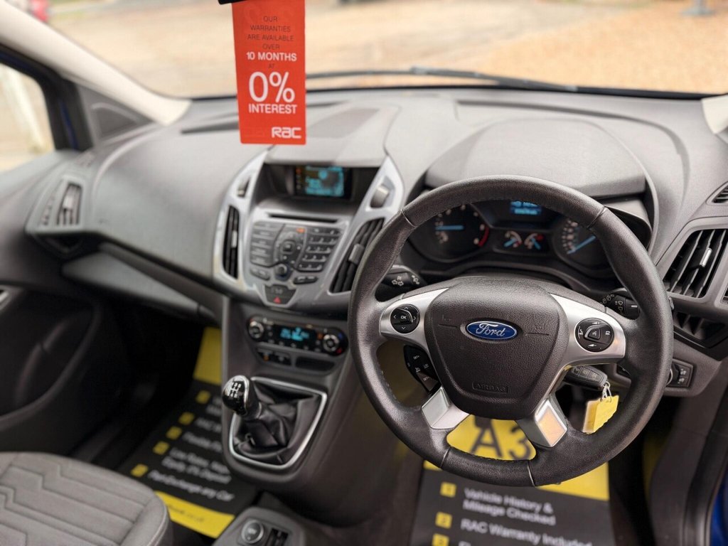 Used Ford Tourneo Connect 2015 for sale - 76883680: Photo 46