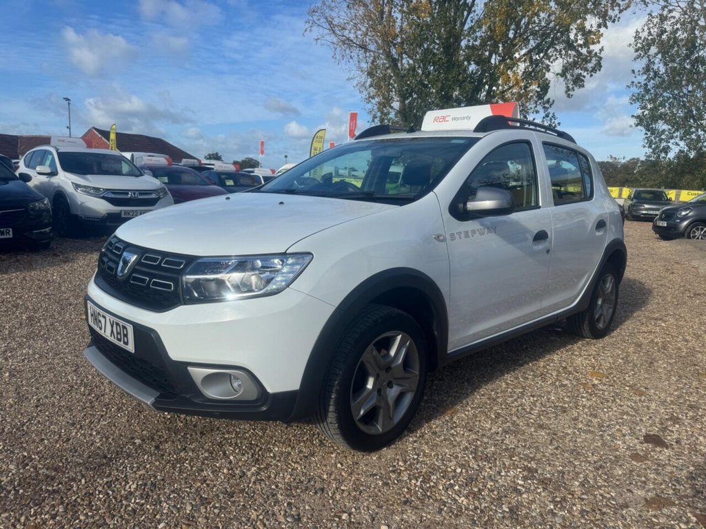 Used Dacia Sandero Stepway 2017 for sale - 76396162: Photo 3