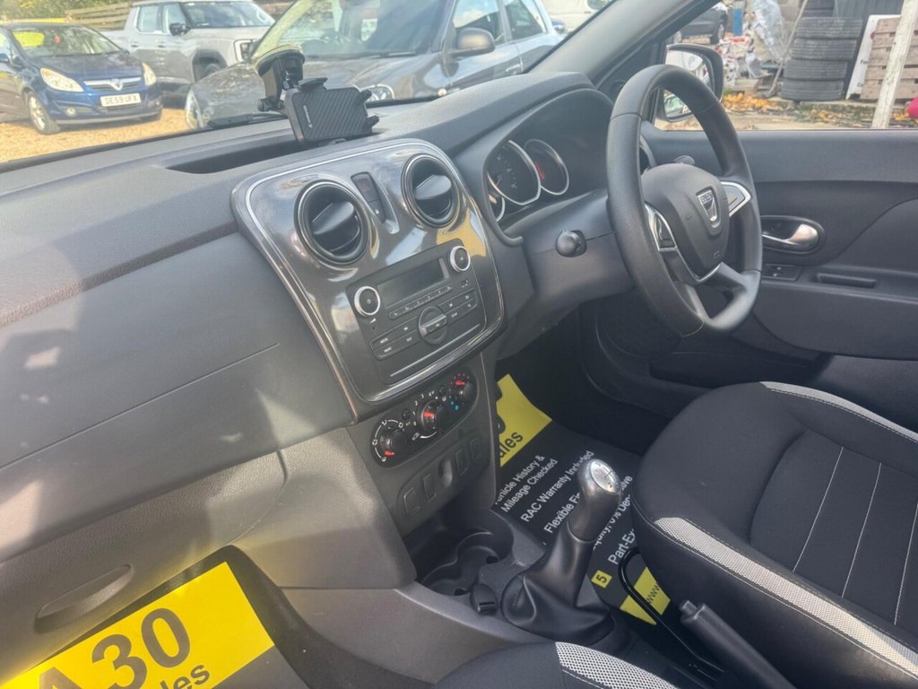 Used Dacia Sandero Stepway 2017 for sale - 76396162: Photo 41