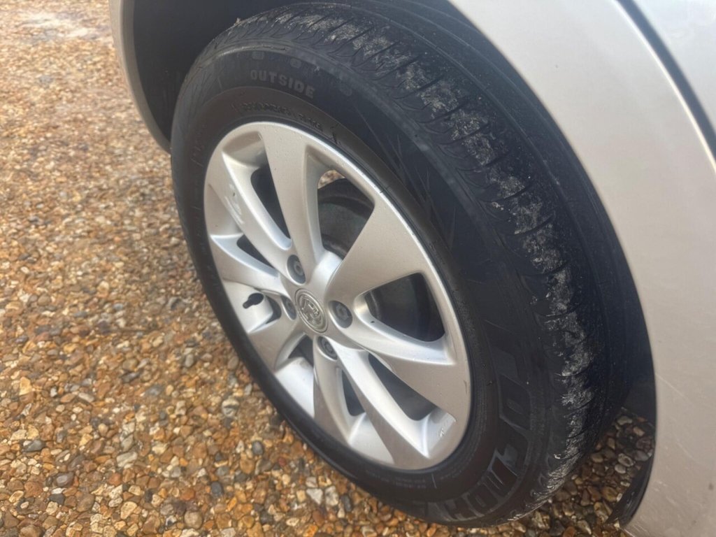 Used Vauxhall Agila 2014 for sale - 76510024: Photo 8