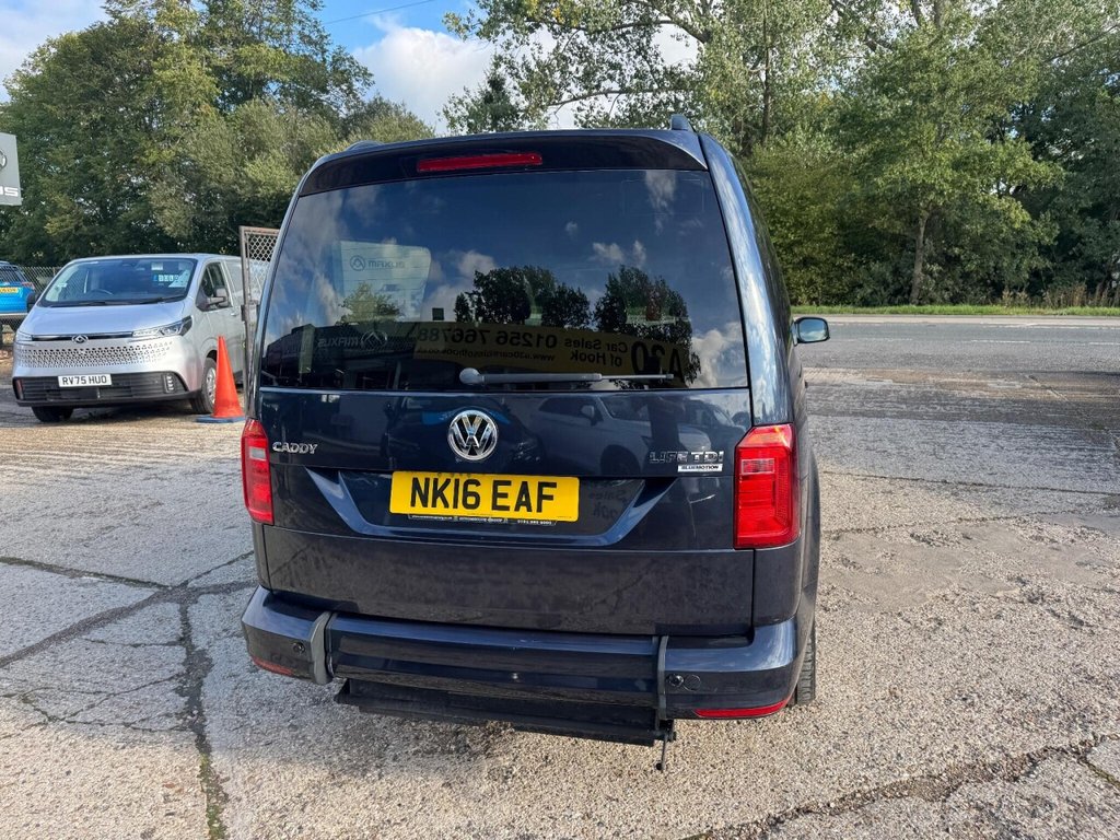 Used Volkswagen Caddy Maxi Life 2016 for sale - 76285318: Photo 16