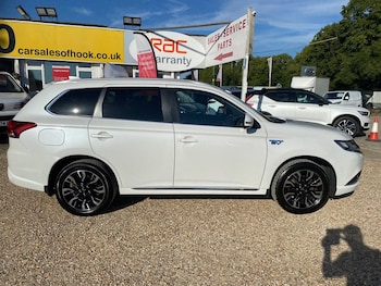 Used Mitsubishi Outlander 2016 for sale - 78948436: Photo