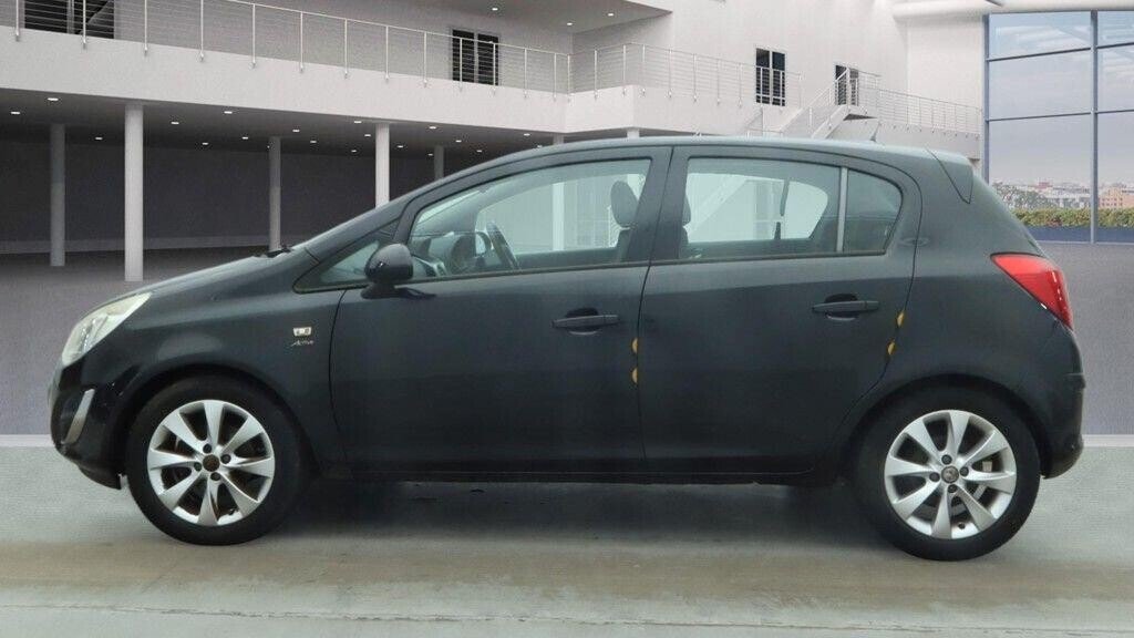 Used Vauxhall Corsa 2012 for sale - 77452424: Photo 8